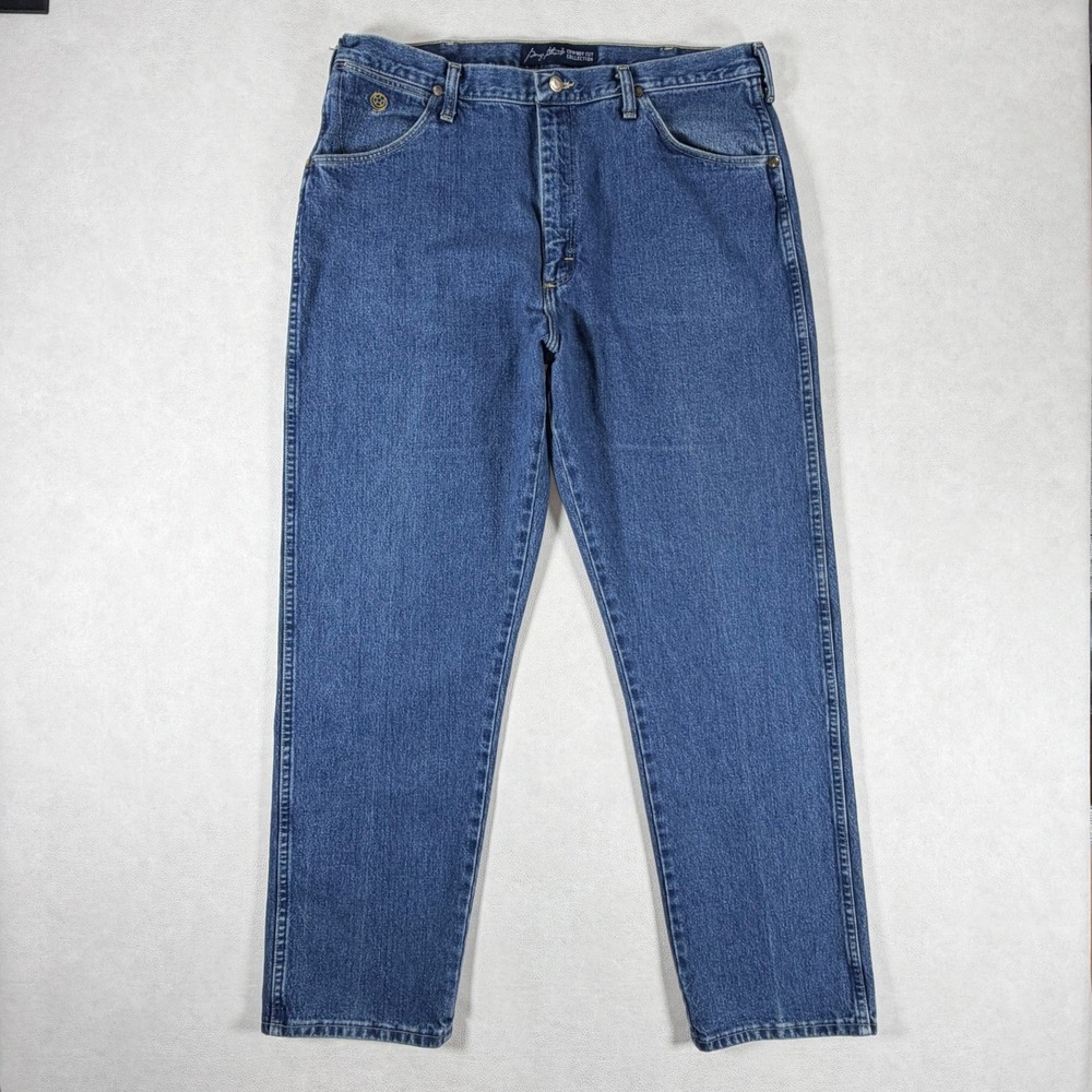 Wrangler George Strait Cowboy Cut Jeans Mens 38x32 Blue Straight Leg Made in USA